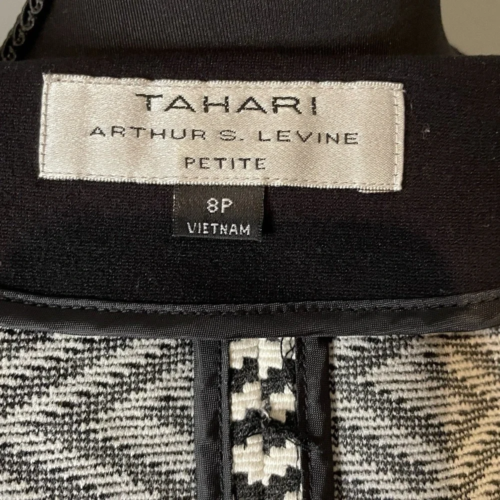 Tahari ASL Geo-Print Jacquard Blazer Petite Size 8P - Picture 4 of 7